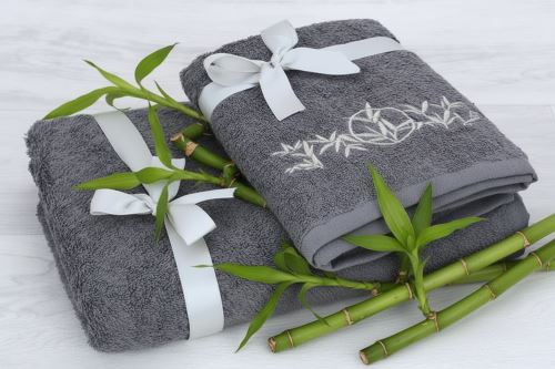 Set ručníku a osušky LUNO tmavě šedý